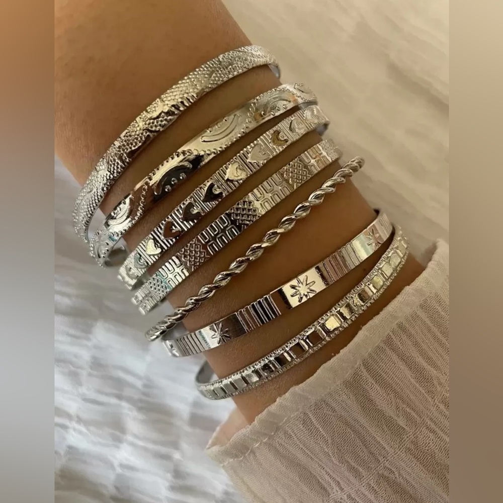 Silver 7pc Textured Heart Bangle Bracelet Set